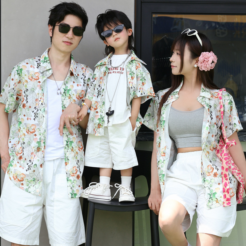 قميص مزين بالزهور بين الوالدين - مراجعة Plant Parent Clothing وسعره